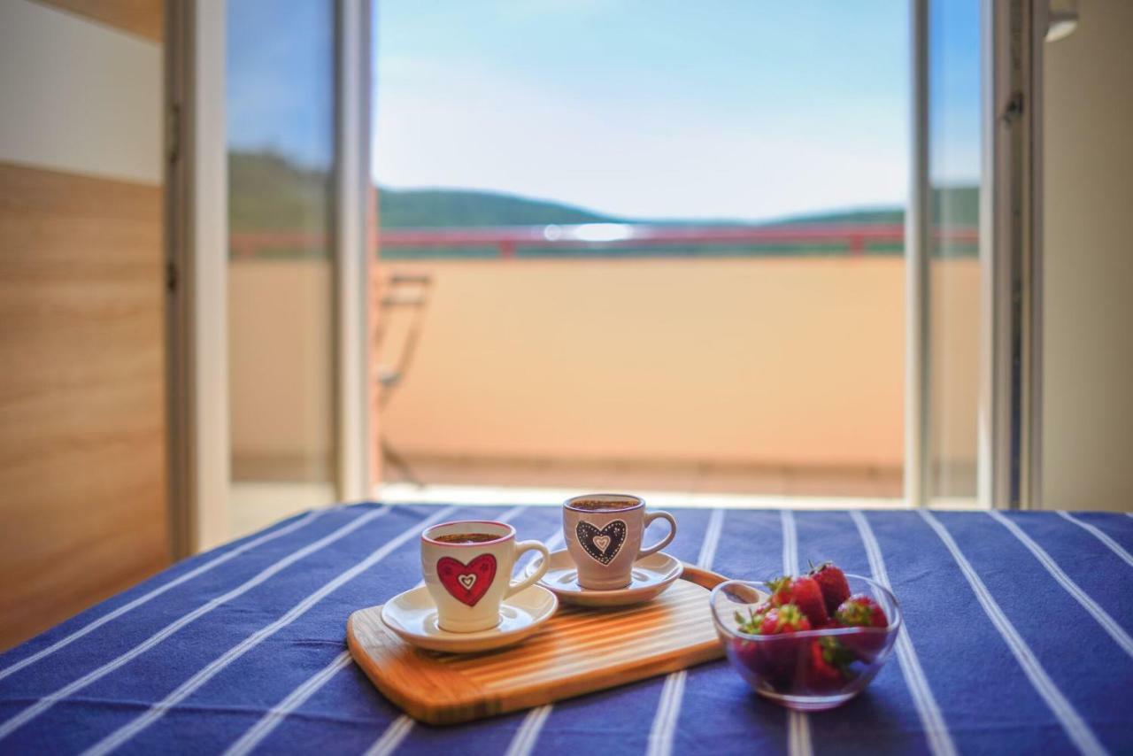 Duboko Plavo Apartment Krnica Luaran gambar