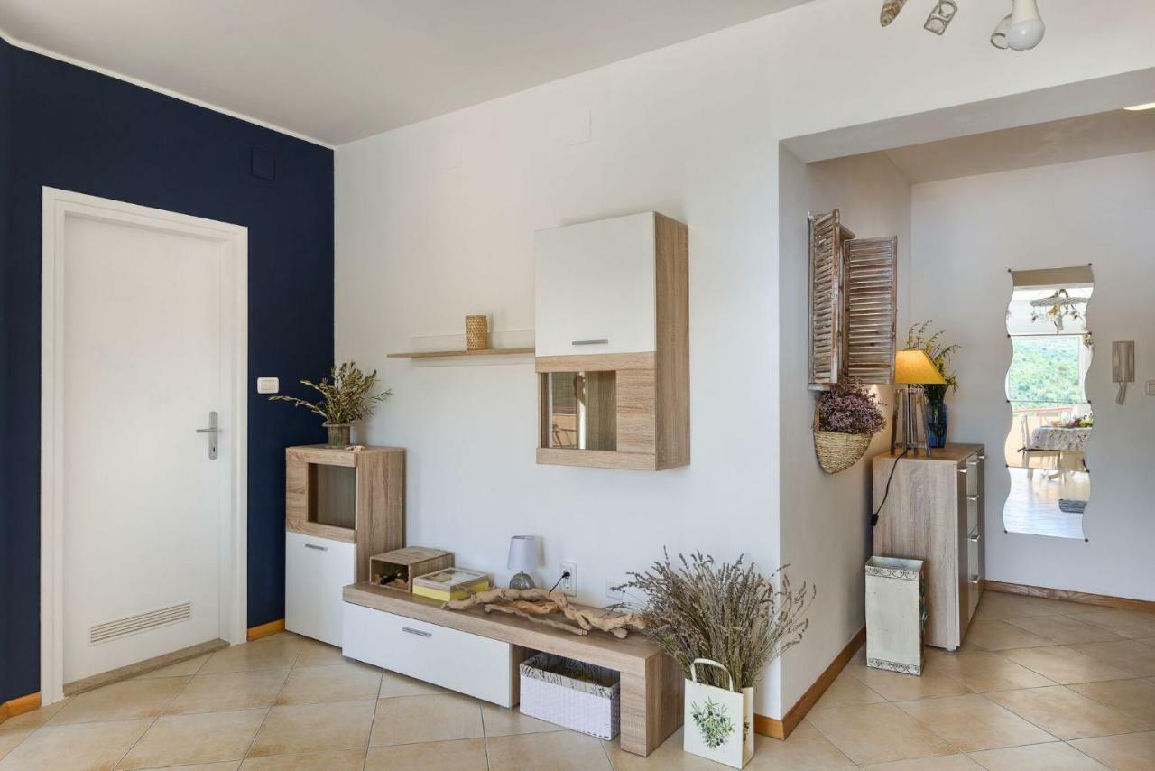 Duboko Plavo Apartment Krnica Luaran gambar